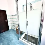 Immerso Nel Vicino Al Mare
