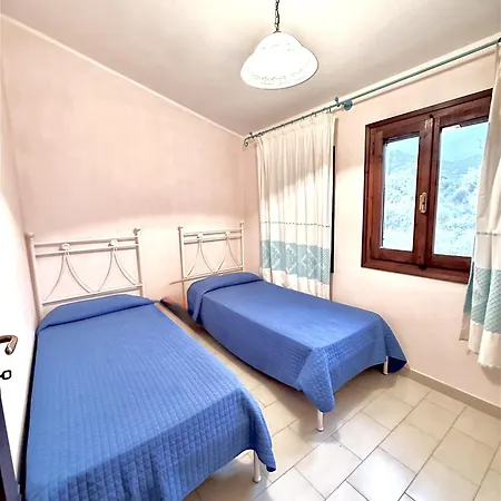 Immerso Nel Vicino Al Mare